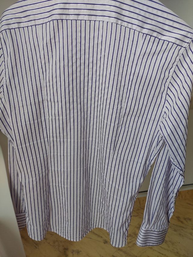 camisa de hombre  de rayas entallada