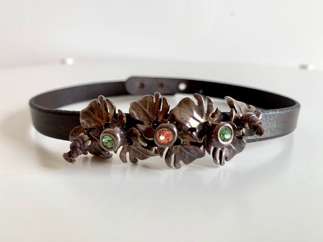 Collar de cuero de Uno de 50