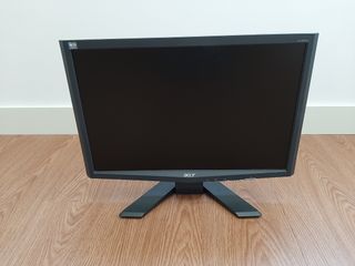Monitor LCD Acer Widescreen de 19 