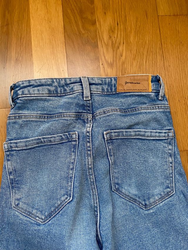 Pantalon tejano Stradivarius