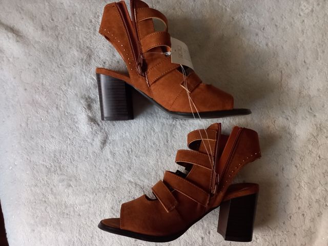 Sandalias de tacón talla 37