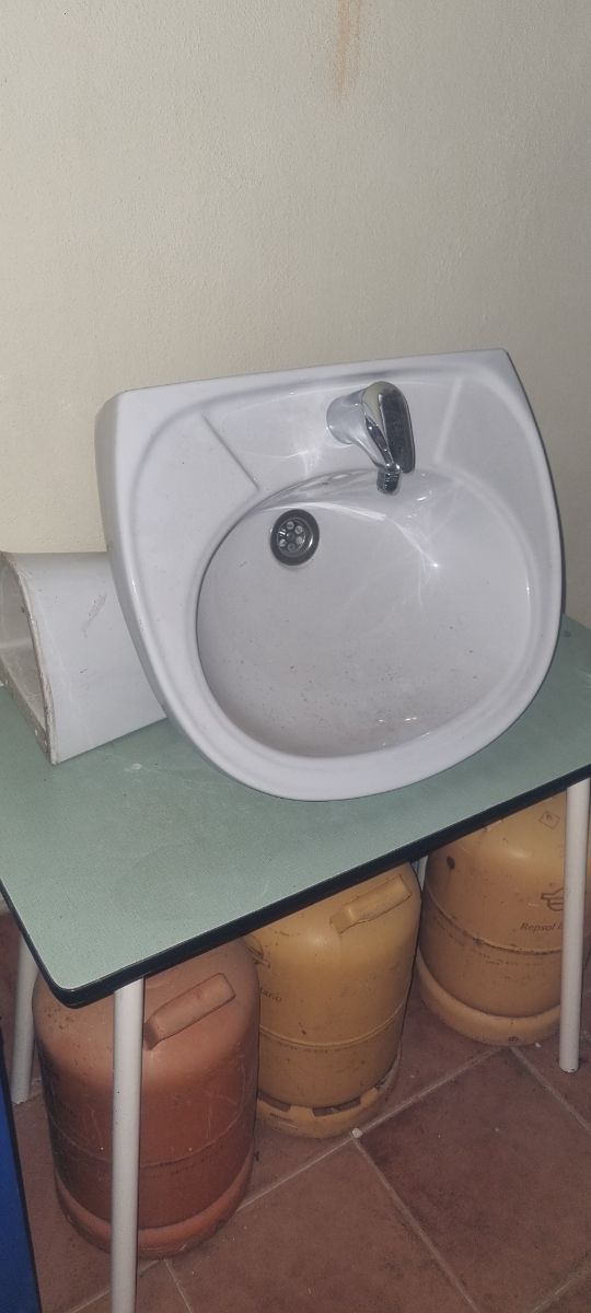 Lavabo de baño completo