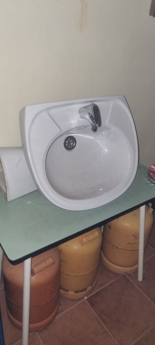 Lavabo de baño completo