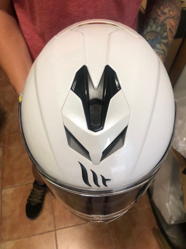 Casco integral nuevo MT Helmes Shell chica