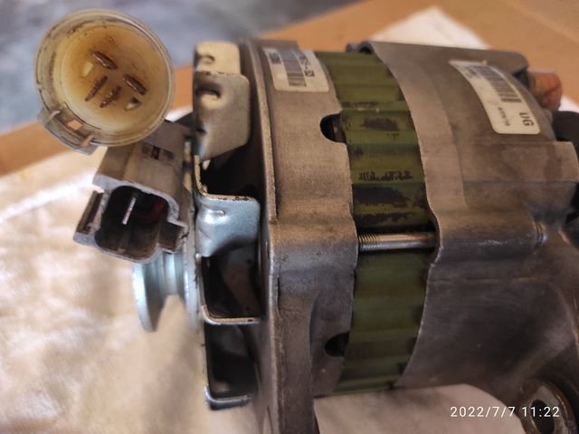 Alternador para OPEL 70A - 12V. con bomba