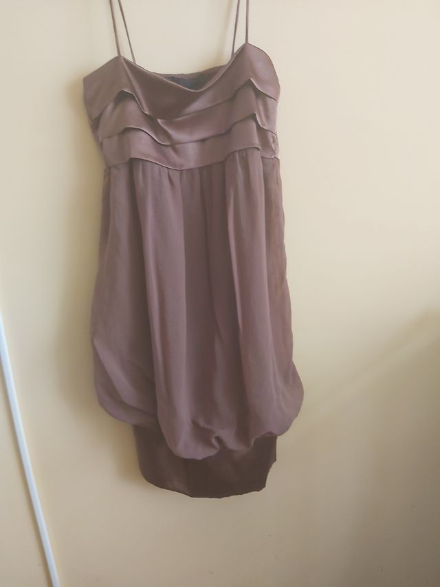 vestito corto molto carino e favorevole