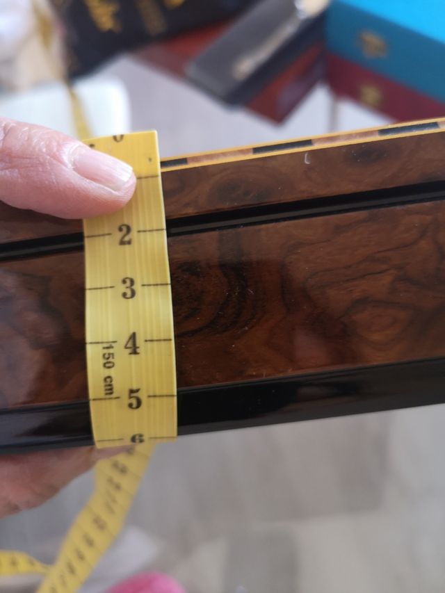 caja de plata y marquetería 