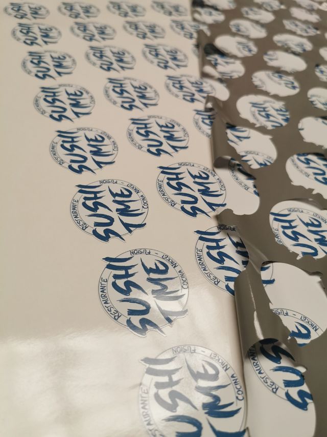 Etiquetas de vinilo precortardas