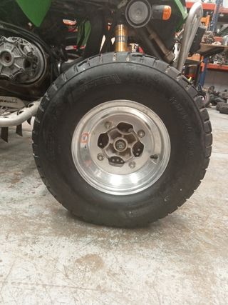 Kawasaki kfx 700