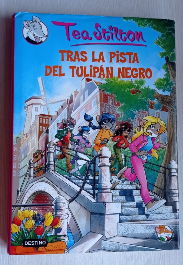 Libro "Tras la pista del tulipán negro"