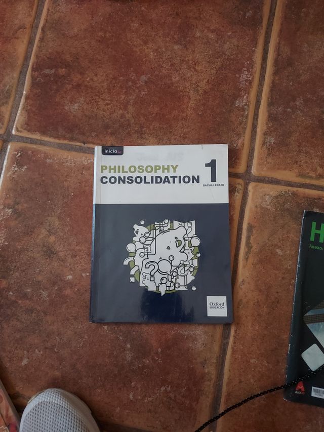 libro fhilosophy consolidación 1 bachillerato.
