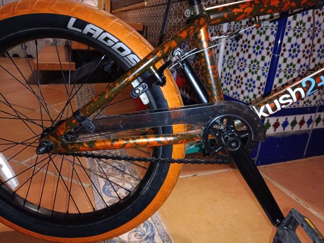 Bicicleta BMX  plato pequeño para salto