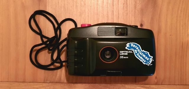 Cámara de film analogica lomográfica vintage