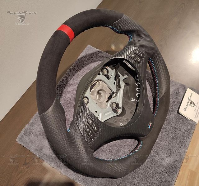 Volante BMW e82 e87 e90 e92 alcantara anillo rojo