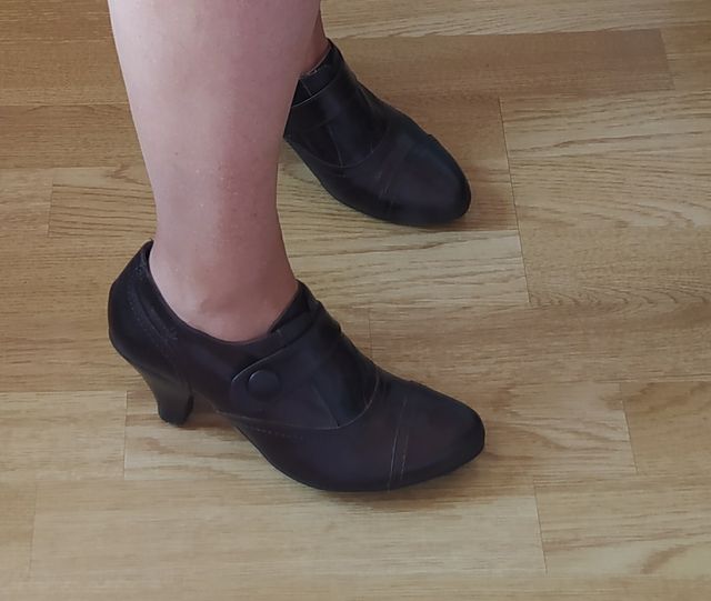 Zapato Dorking marrón chocolate