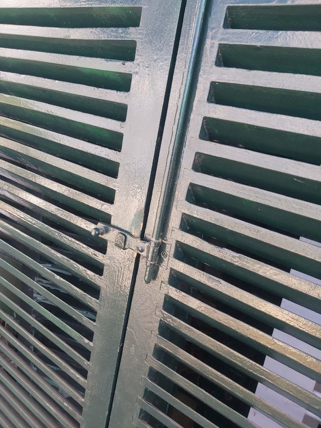 persiana mallorquina de madera 