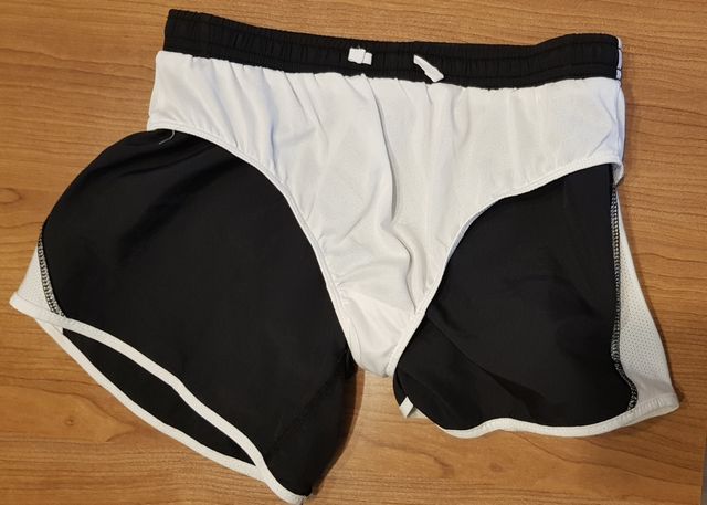 Pantalón corto Nike niña