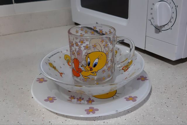 Vajilla infantil Piolín