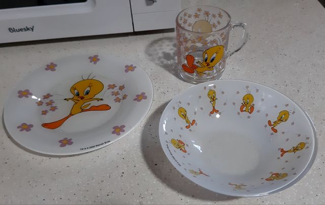 Vajilla infantil Piolín