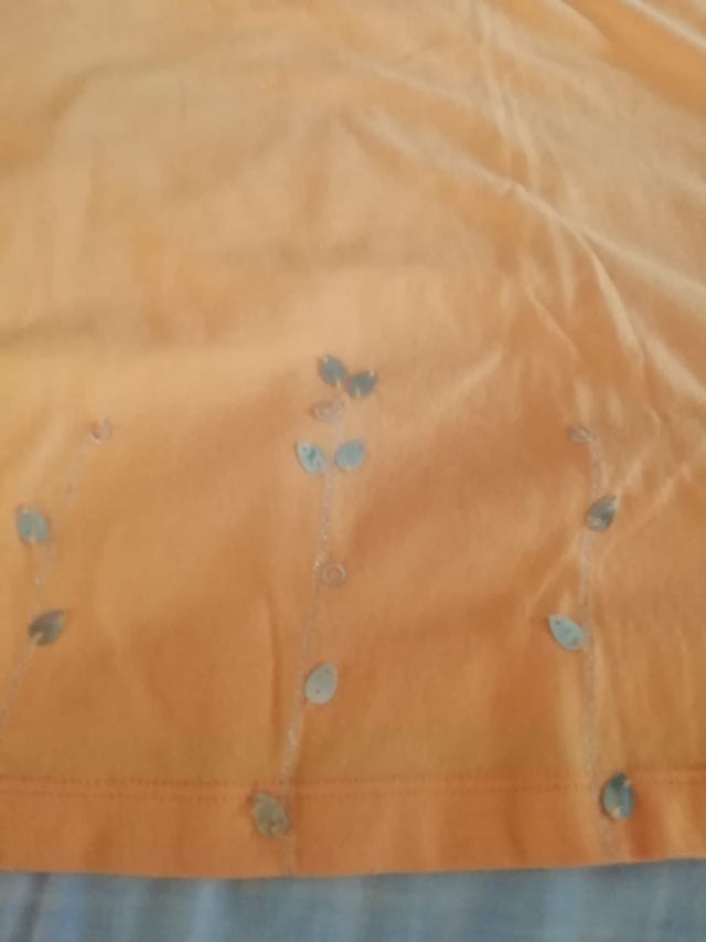 Camiseta naranja 