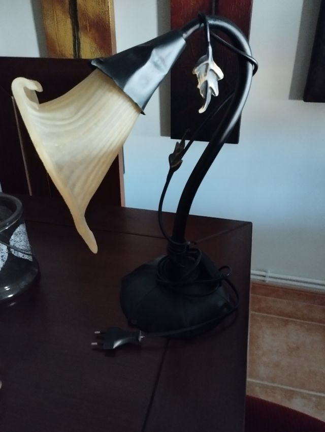 Lampara de forja con tulipa