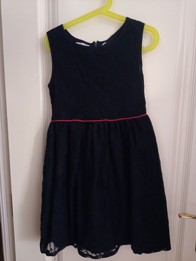 Lote 9 vestidos y monos 8 años