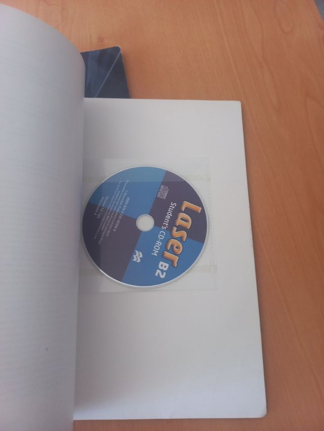 Laser B2 Mac Millan + CD