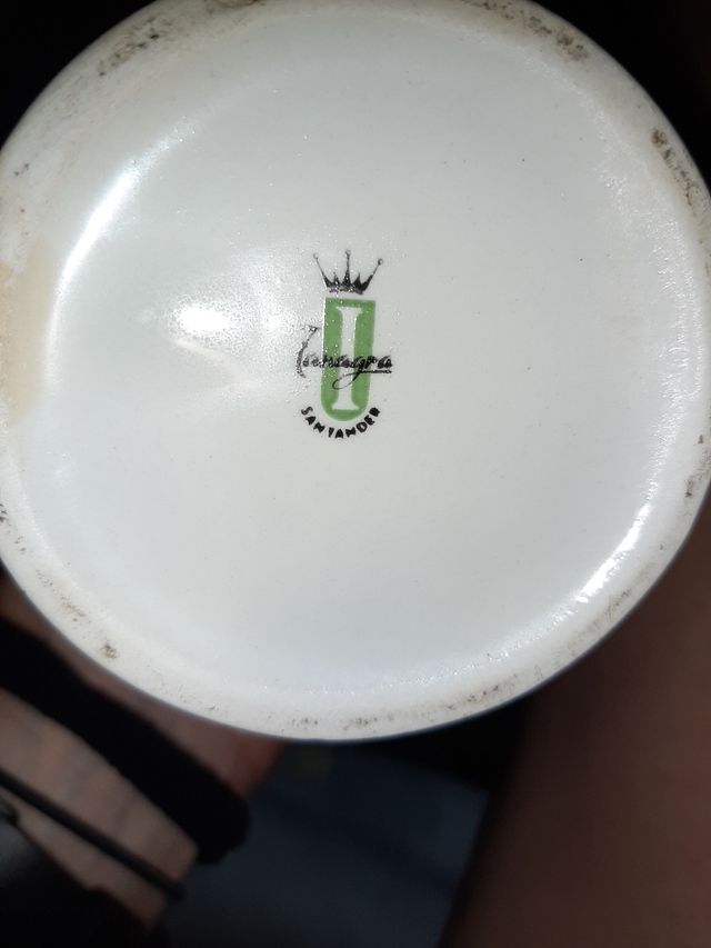 juego  de tazas jarra y 9 servicios