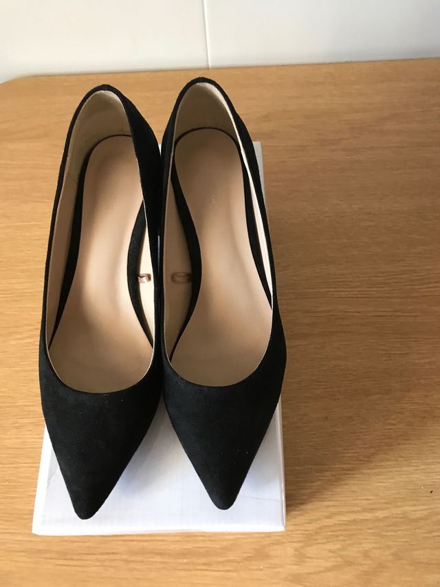 Zapato negro de ante talla 36