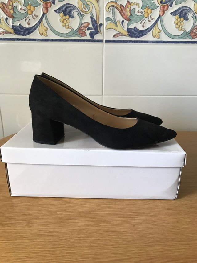 Zapato negro de ante talla 36