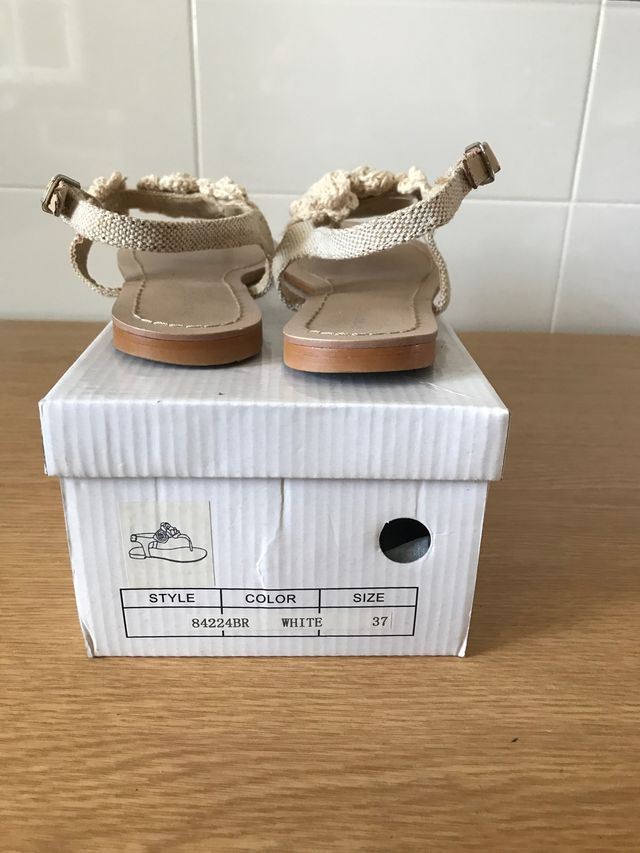 Sandalia blanca talla 37