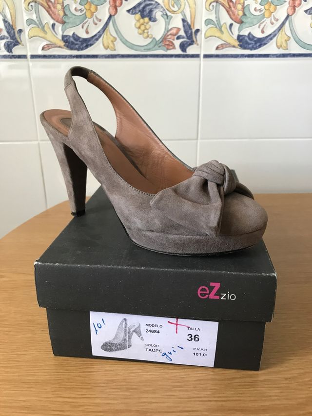 Zapato destalonado, talla 36