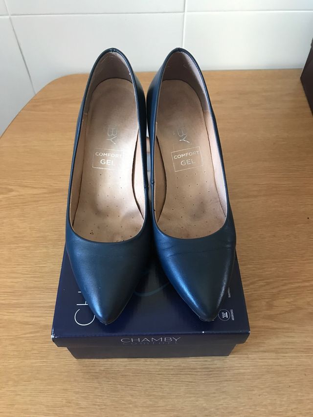 Zapato azul , talla 37, marca Chamby