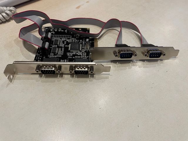 Tarjeta puerto serie para ordenador