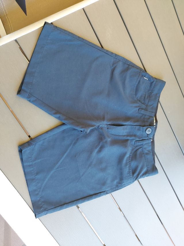 Bermuda niño Billabong talla 10