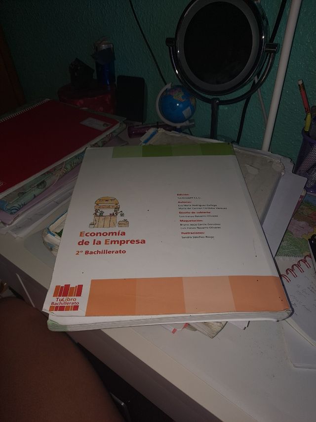 libro economía 2 bach