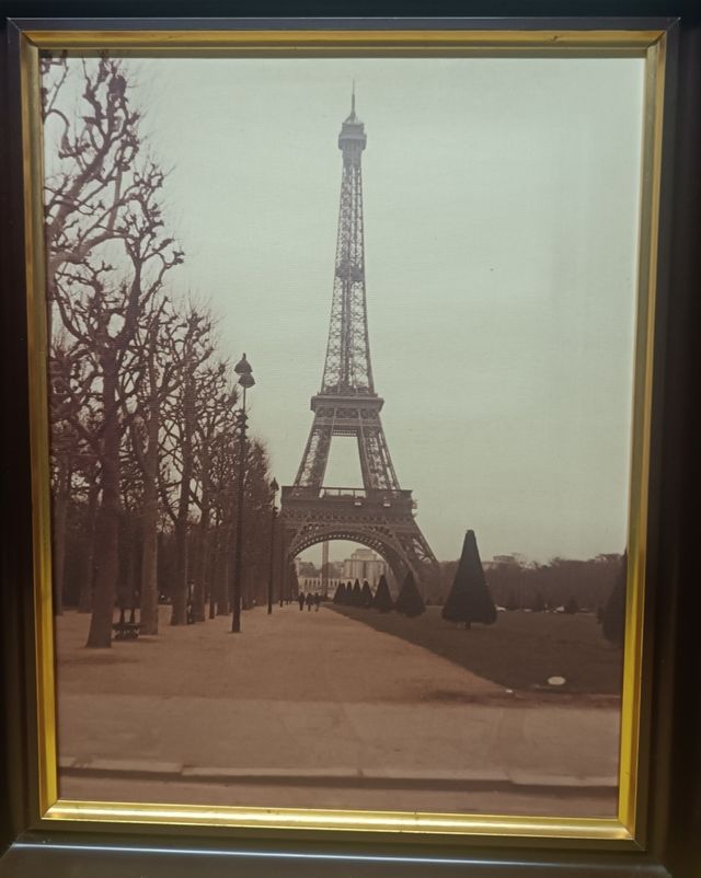 Cuadro según muestra,,medidas 41x33 cmt.