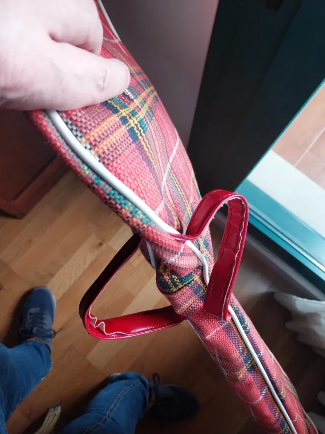 funda de guitarra de más de 40 años