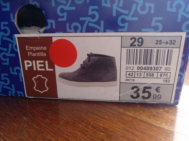 Botas piel gris talla 29