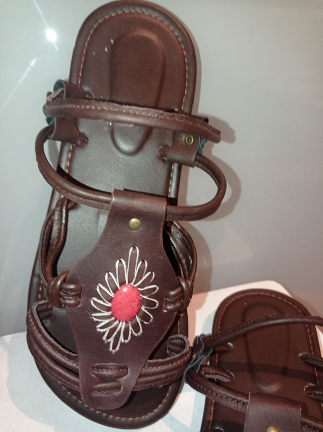 Sandalias de piel