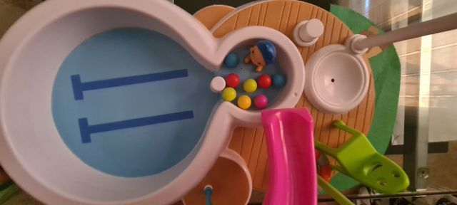 Piscina de barriguitas.