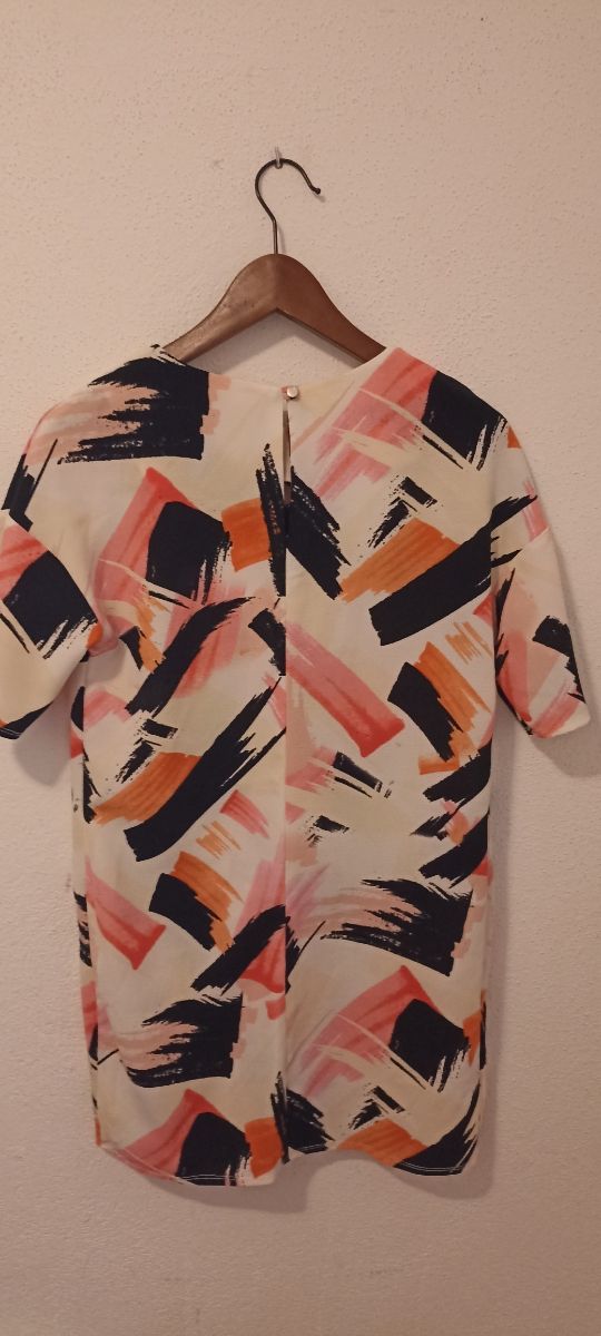 Vestido MIDI usado un par de veces