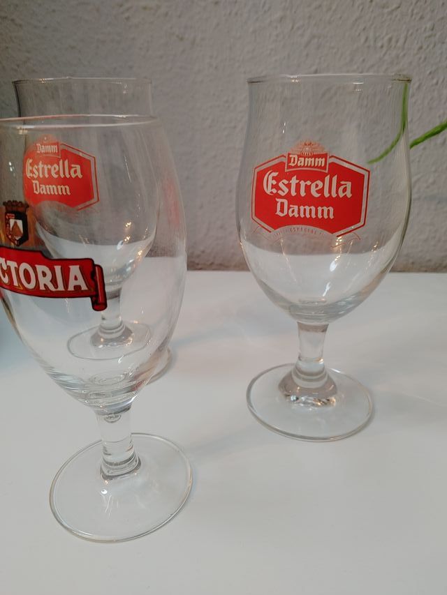 LOTE 4 COPAS CERVEZA