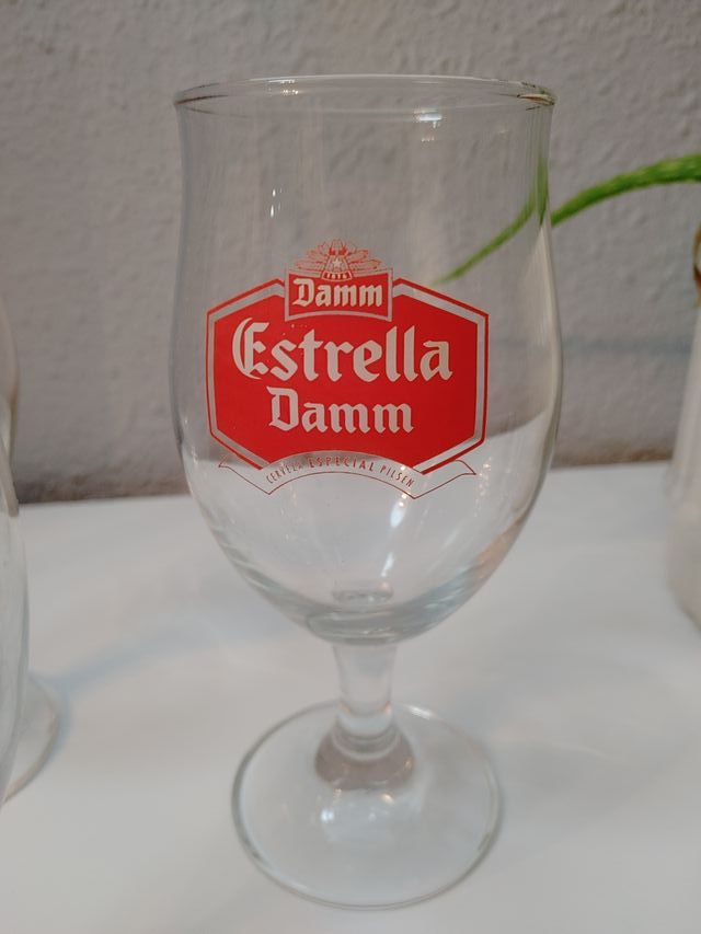 LOTE 4 COPAS CERVEZA