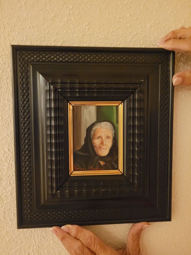 Anciana con pañuelo