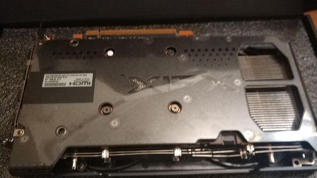 RX 6600 XFX Swft 210