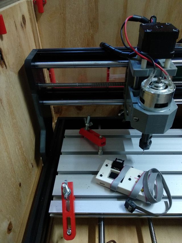 Fresadora CNC 18x30 con caja.