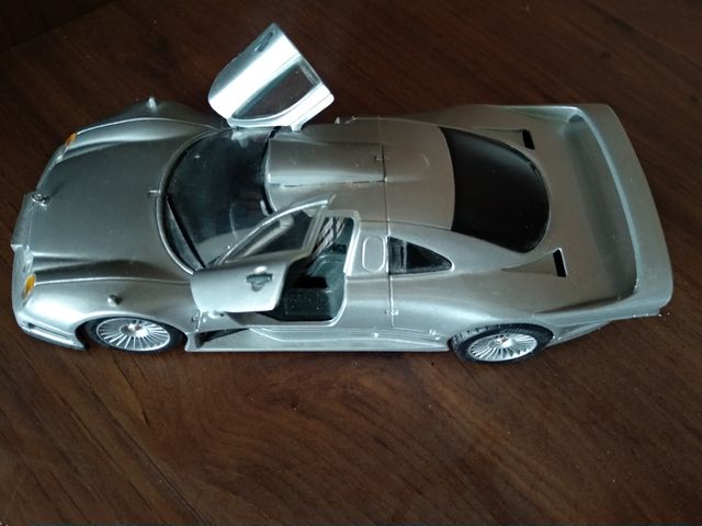 Mercedes CLK-GTR escala 1/26