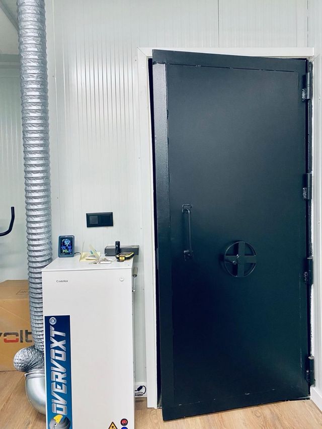 BÚNKERS SUBTERRANEOS