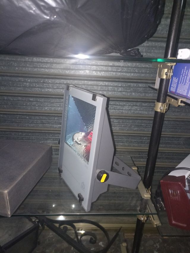 proyectos halogenuro metalico